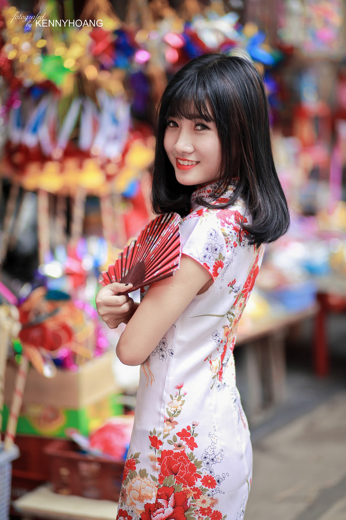 剧情女孩19岁怀孕大叔是谁
